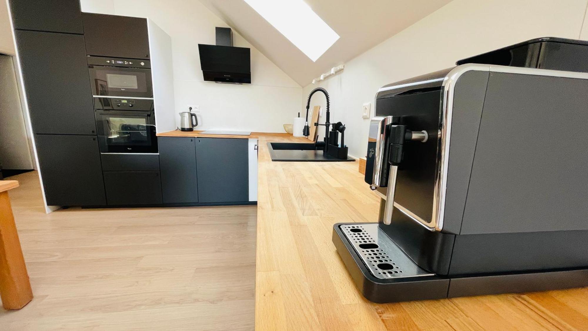 House Flow, 3 Room, Free 2 Parking Μπρατισλάβα Εξωτερικό φωτογραφία