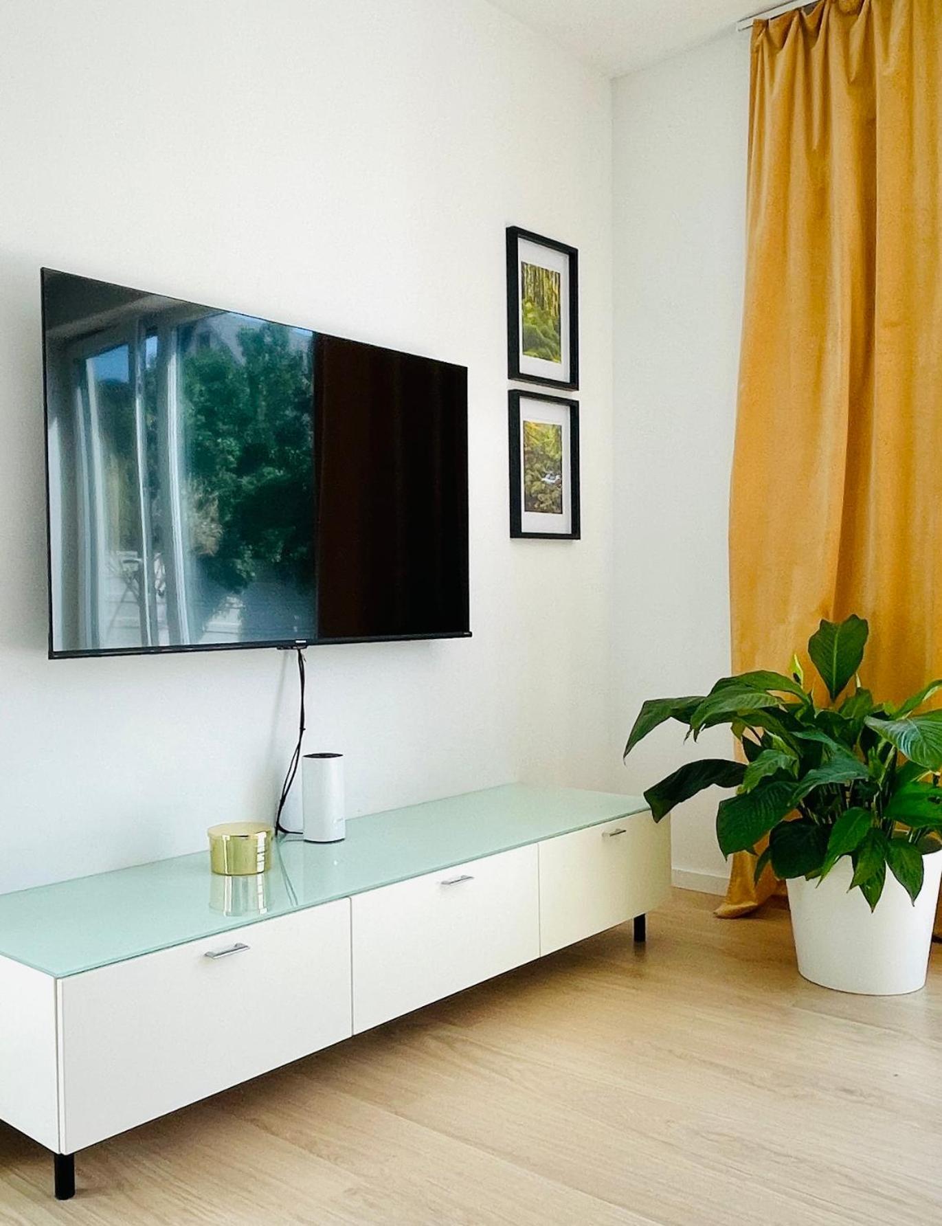 House Flow, 3 Room, Free 2 Parking Μπρατισλάβα Εξωτερικό φωτογραφία