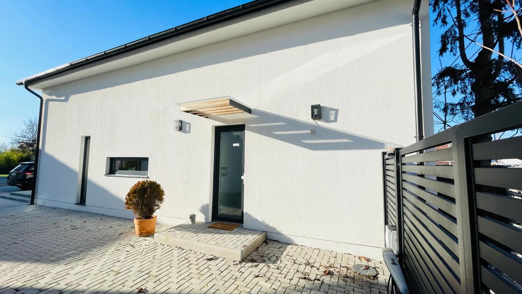 House Flow, 3 Room, Free 2 Parking Μπρατισλάβα Εξωτερικό φωτογραφία
