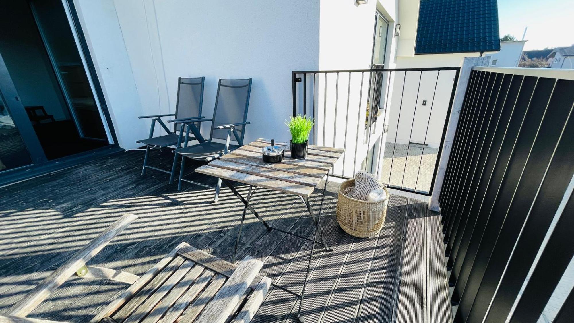 House Flow, 3 Room, Free 2 Parking Μπρατισλάβα Εξωτερικό φωτογραφία