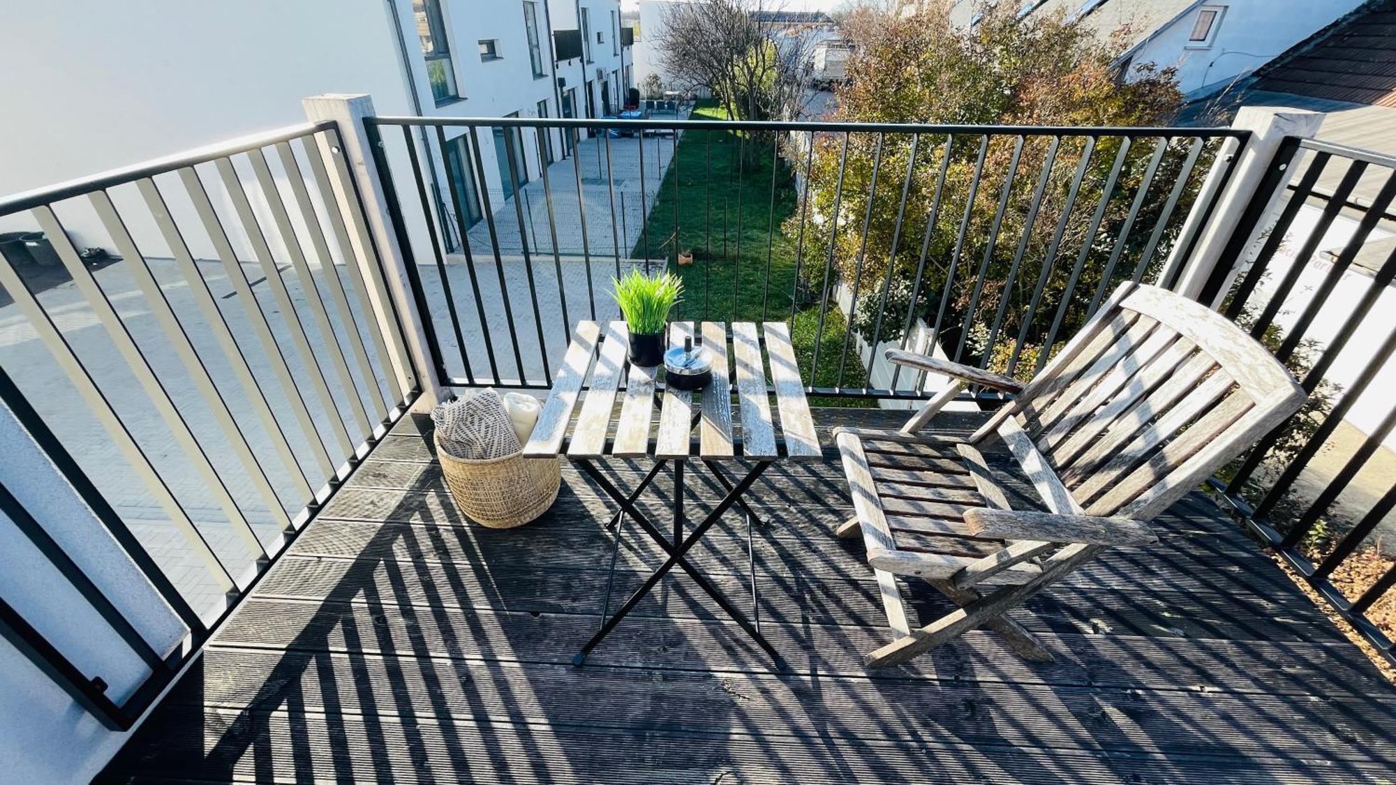 House Flow, 3 Room, Free 2 Parking Μπρατισλάβα Εξωτερικό φωτογραφία