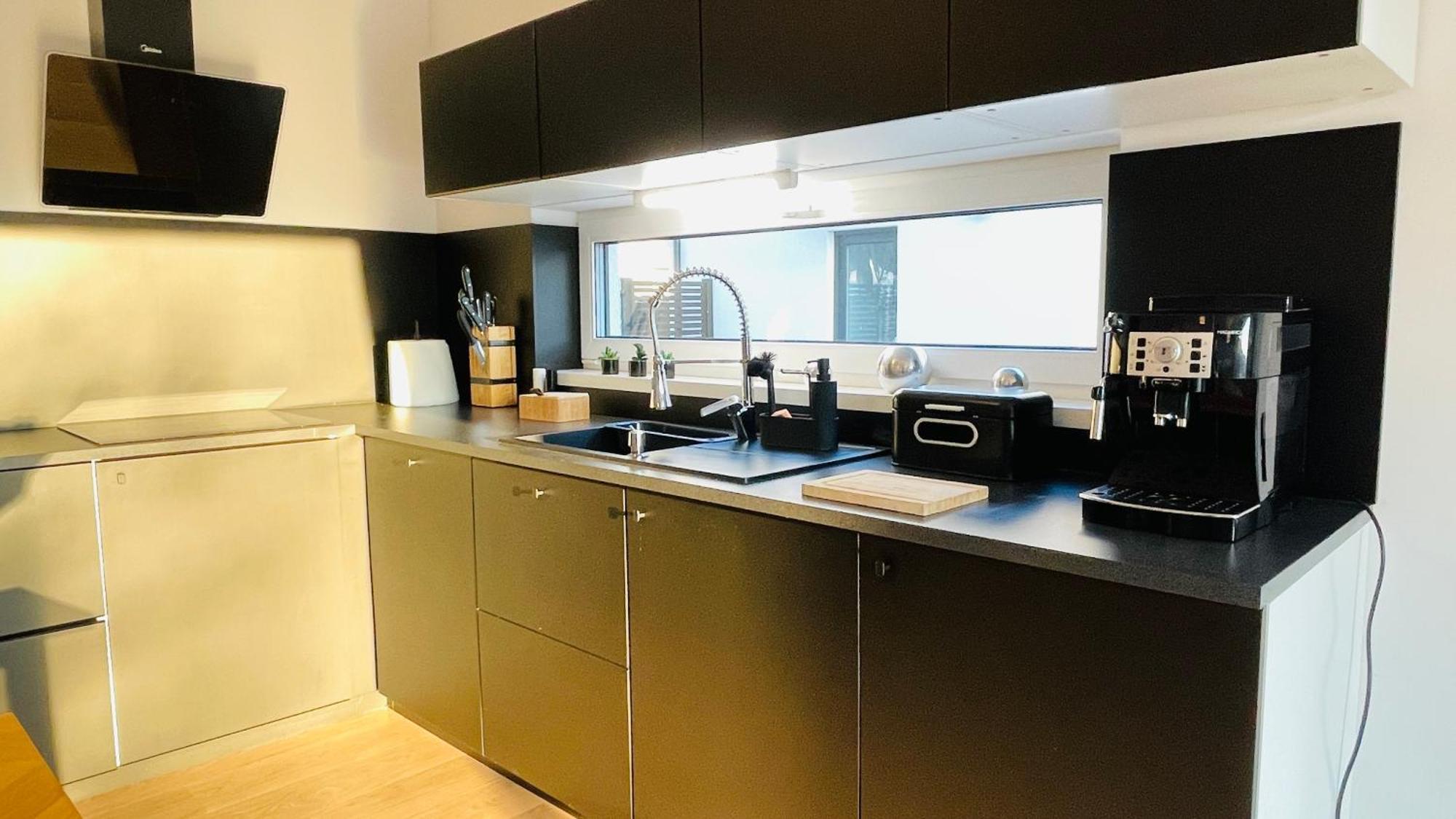 House Flow, 3 Room, Free 2 Parking Μπρατισλάβα Εξωτερικό φωτογραφία